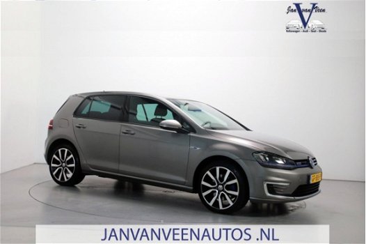 Volkswagen Golf - 1.4 TSI 204pk GTE DSG Navigatie LED Climate Control Sportstuur - 1