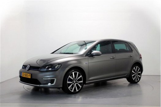 Volkswagen Golf - 1.4 TSI 204pk GTE DSG Navigatie LED Climate Control Sportstuur - 1