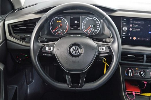 Volkswagen Polo - 1.0 MPI 80PK Comfortline | App. NAV | Airco | Cruise | LM - 1