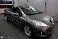 Peugeot 207 CC - 1.6 VTi 120PK Cabrio Roland Garros ecc/trekhaak/pdc/lmv17 - 1 - Thumbnail