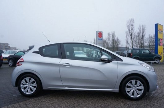 Peugeot 208 - 1.2 PURETECH 82 1e EIGENAAR 65000KM NAVI PDC CRUISE ECC - 1