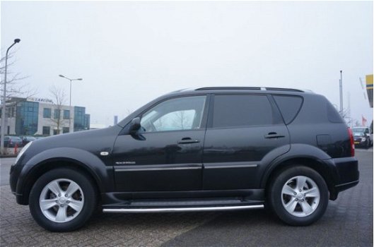 SsangYong Rexton - RX 270 XVT VAN AUTOMAAT 4WD LEER 163000KM - 1