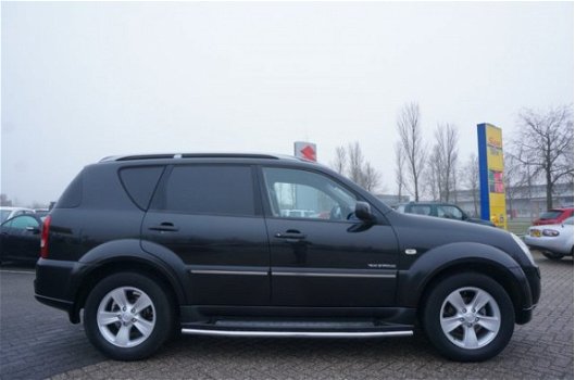 SsangYong Rexton - RX 270 XVT VAN AUTOMAAT 4WD LEER 163000KM - 1