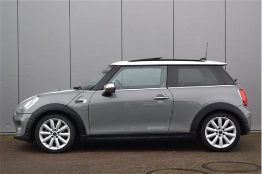 Mini Mini Cooper - D 1.5 Chili Business Cruise LED Pano Clima Stoelverw Navi Lmv 17