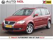 Volkswagen Touran - 1.4 TSI Highline 7 Persoons Clima Airco Stoelverw Cruise Xenon Automaat - 1 - Thumbnail