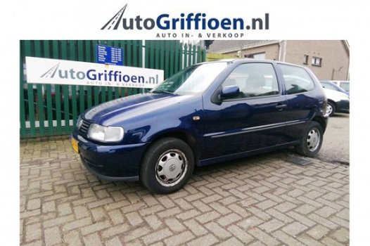 Volkswagen Polo - 1.6 - 1