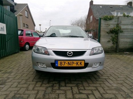 Mazda 323 - 1.6i Exclusive Nieuwe APK bij aflevering - 1