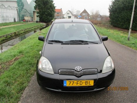 Toyota Yaris - 1.3-16V VVT-i Sol - 1