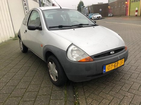 Ford Ka - 1.3 Trend nieuwe apk net 100000 km gereden - 1