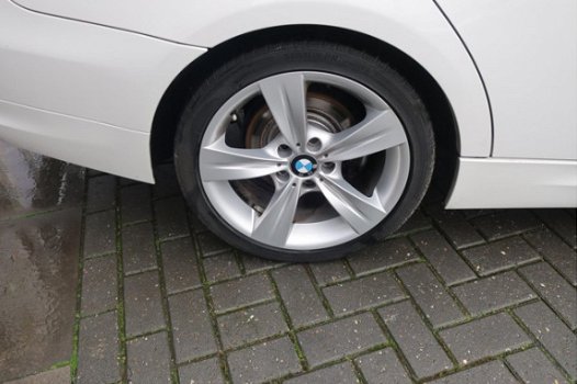 BMW 3-serie Touring - 320d Efficient Dynamics Edition Luxury Line LEER, 18 INCH, GOED ONDERHOUDEN - 1