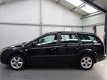 Ford Focus Wagon - 1.6-16V Futura AIRCO. CRUISE C. KEURIGE AUTO - 1 - Thumbnail