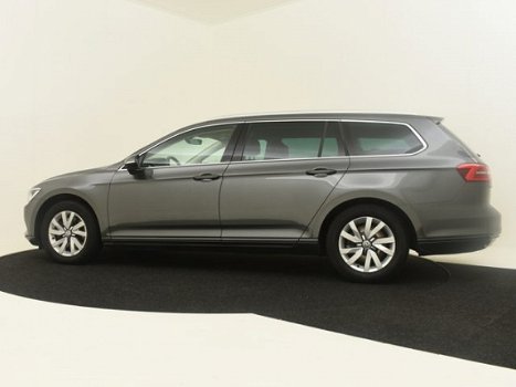 Volkswagen Passat Variant - 1.6 TDI EURO6 120PK Comfortline Business BTW | Adap. Cruise | DAB Radio - 1