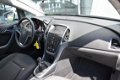 Opel Astra - 1.4 Turbo Business + - 1 - Thumbnail