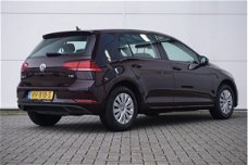 Volkswagen Golf - 1.0 TSI 85pk Trendline + Navigatie + DAB +