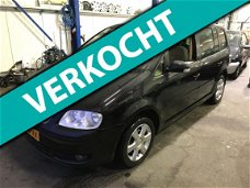 Volkswagen Touran - 1.6-16V FSI Highline EURO4 Info:0655357043