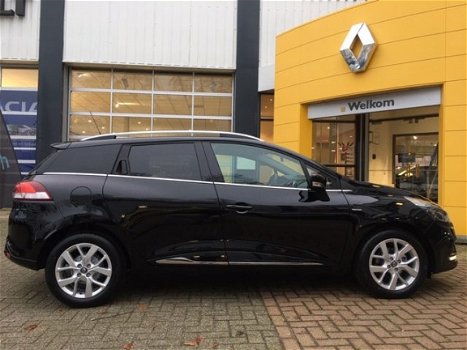 Renault Clio Estate - 0.9 TCe Limited | 3850 Euro Voorraad Voordeel - 1