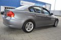 BMW 3-serie - 318i Executive I Airco I Sport velgen I Dealer onderhouden - 1 - Thumbnail