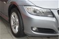 BMW 3-serie - 318i Executive I Airco I Sport velgen I Dealer onderhouden - 1 - Thumbnail