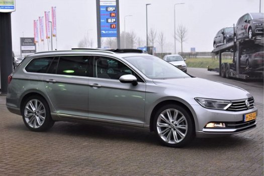 Volkswagen Passat Variant - 2.0 TDI Highline, Digitale Cockpit, Groot-Navigatie, 360-Graden Camera, - 1