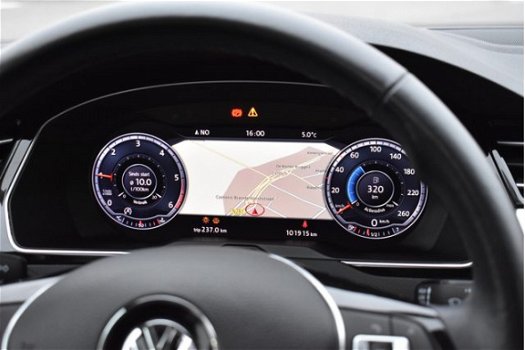 Volkswagen Passat Variant - 2.0 TDI Highline, Digitale Cockpit, Groot-Navigatie, 360-Graden Camera, - 1