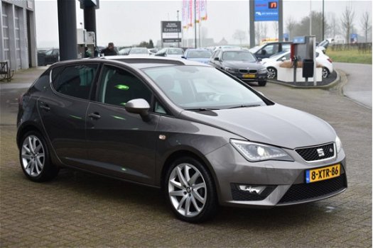 Seat Ibiza - 1.2 TSI FR Dynamic 5drs, Xenon, Navigatie, Afn. Trekhaak, Sportstoelen - 1