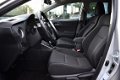 Toyota Auris - 1.8 Hybrid Lease+ Camera, Navigatie, Cruise Control, Isofix - 1 - Thumbnail