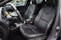 Volvo V40 - 2.0 D3 R-Design Xenon, Leder, Climate Control, Stoelverwarming, Navigatie - 1 - Thumbnail