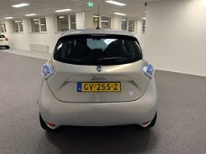 Renault Zoe - Q210 Zen Quickcharge 22 kWh (ex Accu) Navigatie, Achteruitrijcamera, Cruise controle,