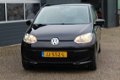 Volkswagen Up! - 1.0 move up BlueMotion (60pk) Navi/ Airco/ Elek. pakket/ Isofix/ Bluetooth/ Deelbar - 1 - Thumbnail