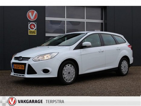 Ford Focus Wagon - 1.6 TDCI (105pk) Navi/ Airco/ Cruise/ Elek. pakket/ Isofix/ Bluetooth/ Armsteun/ - 1