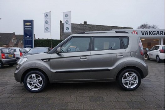 Kia Soul - 1.6 l AIRCO l ELEKTR. PAKKET l RADIO l RIJKLAAR - 1