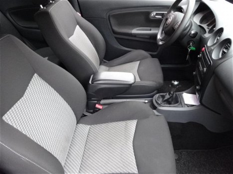 Seat Ibiza - 1.6-16V Last Edition II Airco Boekje, s Apk 6-2-2021 - 1