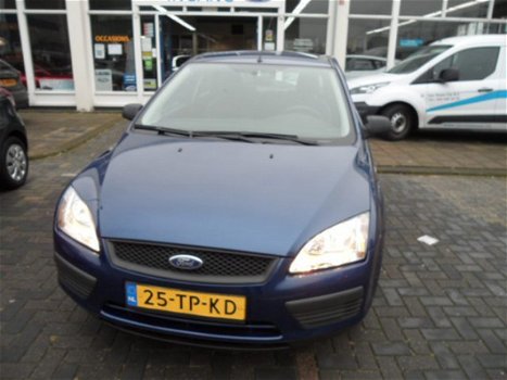 Ford Focus - 1.4 59KW 5D Ambiente - 1