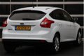 Ford Focus - 1.0 EcoBoost Lease Titanium 5 Deurs Airco 120000 KM 3-6-12 M Garantie - 1 - Thumbnail