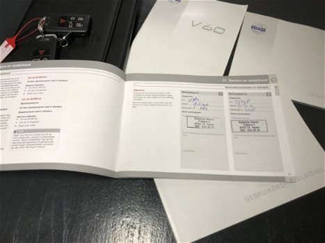 Volvo V60 - 1.6 D2 R-DESIGN Summum / NAVI / 19