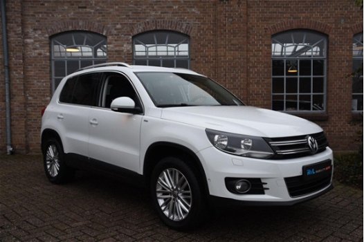 Volkswagen Tiguan - 2.0 TSI Sport&Style 4Motion DSG 2014 96.659KM Automaat Navi Clima Cruise P.D.C - 1