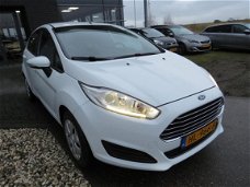 Ford Fiesta - 1.5 TDCi Style Lease Navi Airco Cruise Bluetooth