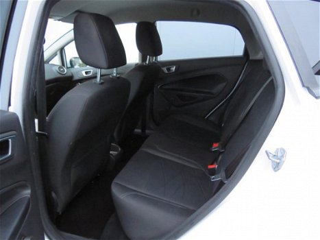 Ford Fiesta - 1.5 TDCi Style Lease Navi Airco Cruise Bluetooth - 1