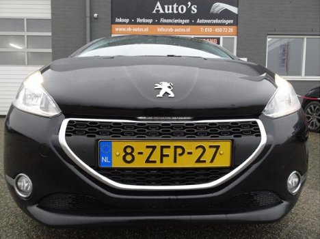 Peugeot 208 - 1.6 e-HDi Blue Lease Van 1ste Eigenaar met navigatie en airco en multimediascherm - 1