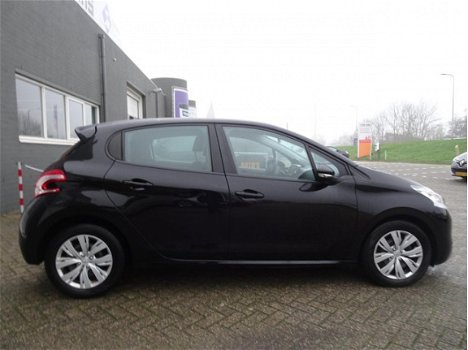 Peugeot 208 - 1.6 e-HDi Blue Lease Van 1ste Eigenaar met navigatie en airco en multimediascherm - 1