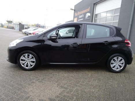 Peugeot 208 - 1.6 e-HDi Blue Lease Van 1ste Eigenaar met navigatie en airco en multimediascherm - 1