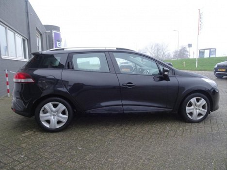 Renault Clio Estate - 1.5 dCi ECO Night&Day Van 1ste Eigenaar met navigatie en airco en carkit - 1