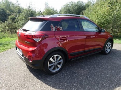 Hyundai i20 - Active 1.0 T-GDI (Climate + Cruise / 16