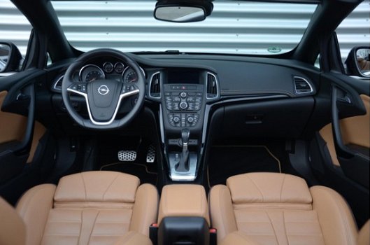 Opel Cascada - 1.6 Turbo Cosmo Automaat Leder Navigatie Xenon Camera Trekhaak 19