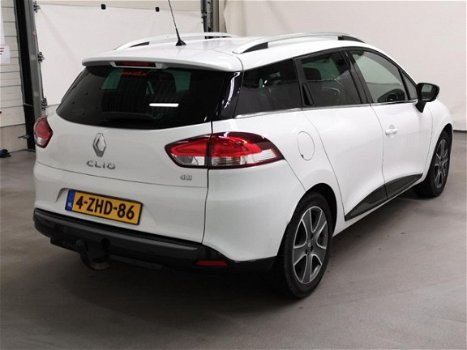 Renault Clio Estate - 1.5 dCi N&D AIRCO NAVI TR.HAAK PDC CRUISE LMV CHROOM - 1