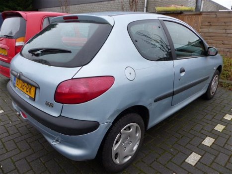 Peugeot 206 - 1.4 XR. APK 7-2-2021 - 1