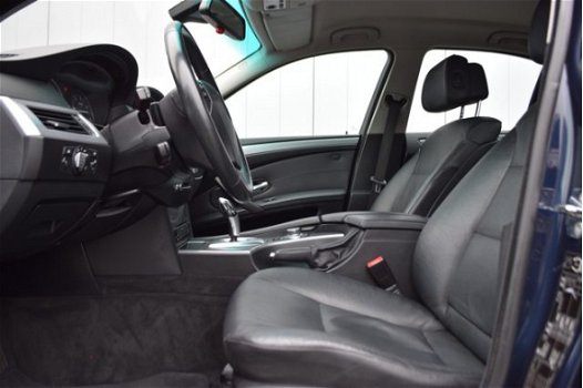 BMW 5-serie - 520D Automaat Business Line Edition I Zwart leder, Xenon, Full Map Navi, Elek. Stoelen - 1