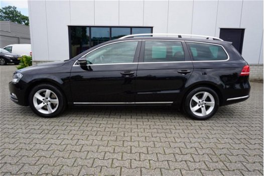 Volkswagen Passat Variant - 1.4 TSI DSG COMF. EXEC NAV ECC CRUISE TREKHAAK - 1