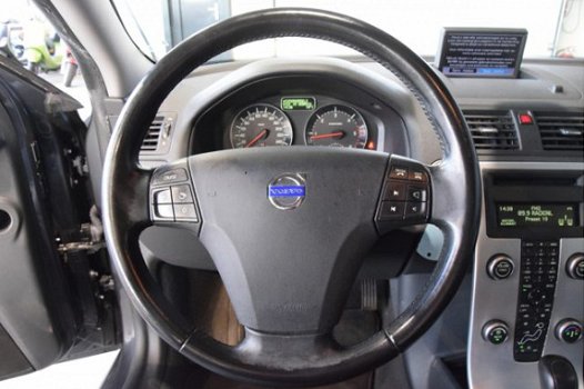 Volvo S40 - 2.0 D4 Momentum Automaat Navigatie Rijklaarprijs Inruil Mogelijk - 1