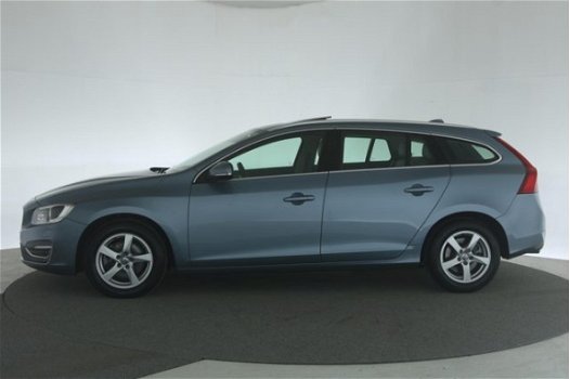 Volvo V60 - D3 Nordic+ [ Xenon Navi Schuifdak ] - 1